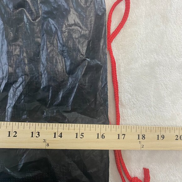 Under Armour Black Red Drawstring Bag Sack - Picture 6 of 6